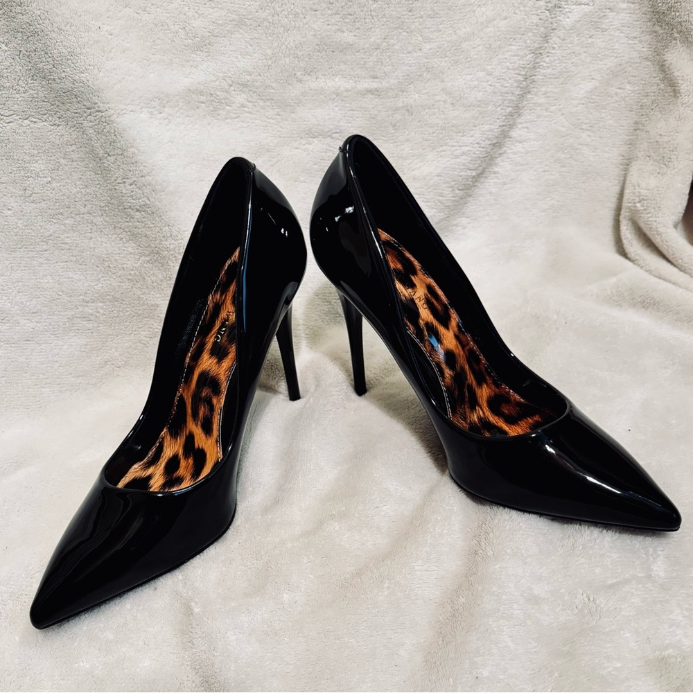 Azalea Wang Black Patent‎ Pointed High Heels with Leopard-Print Interior